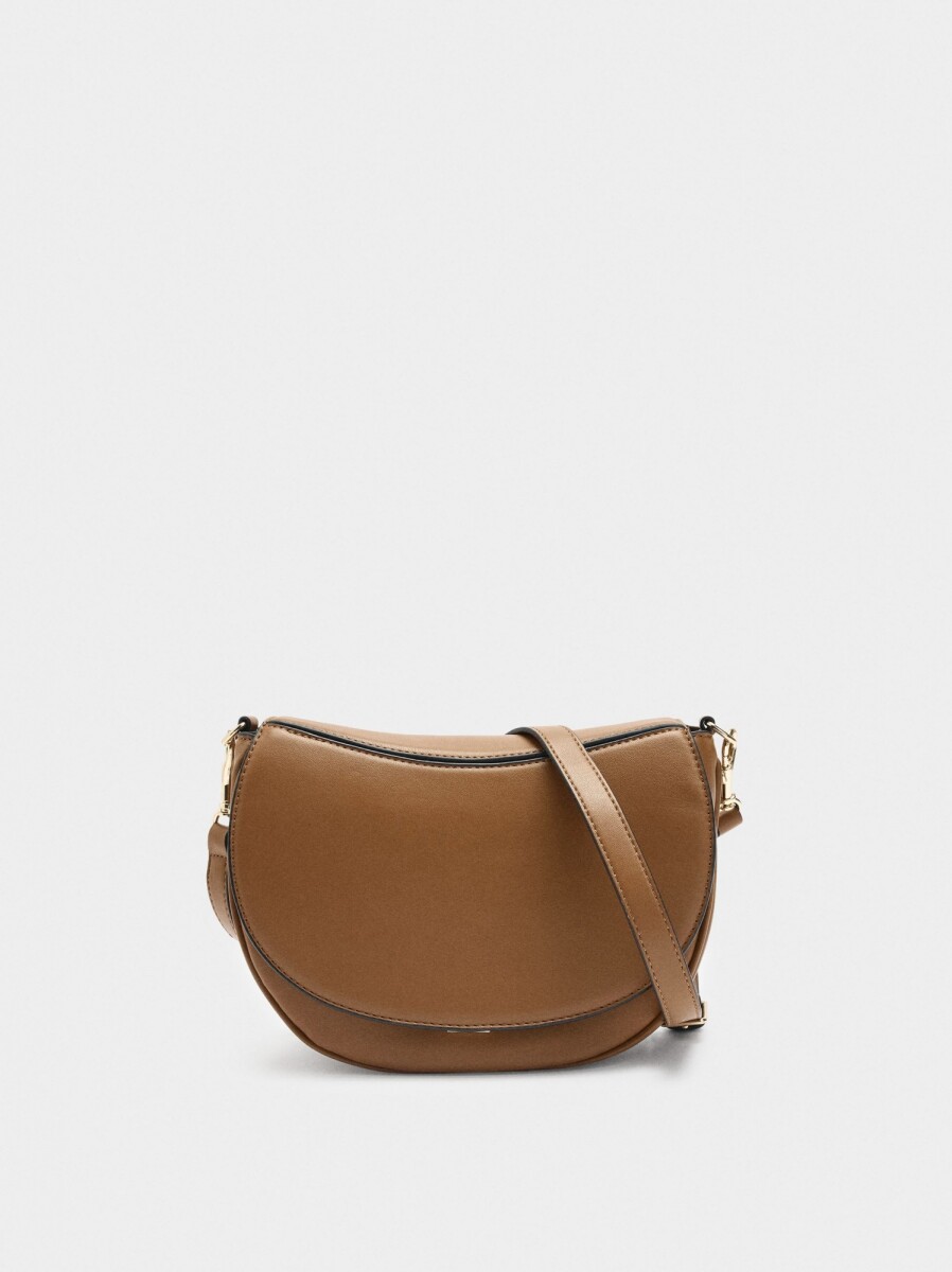 Bolso Bandolera Ovalado Con Solapa - camel 