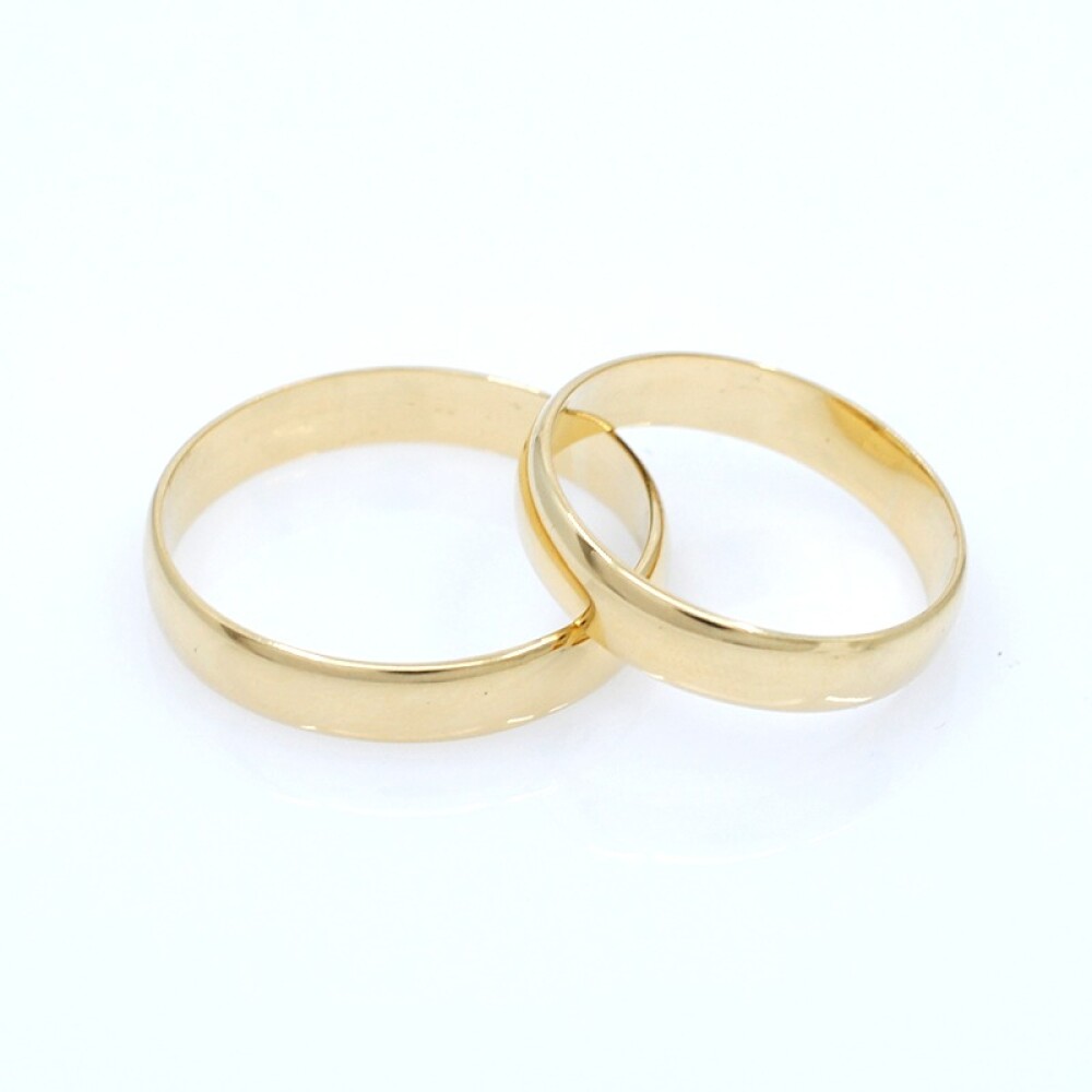 Par de alianzas oro 18K amarillo bombé clásico 4 mm Par de alianzas oro 18K amarillo bombé clásico 4 mm