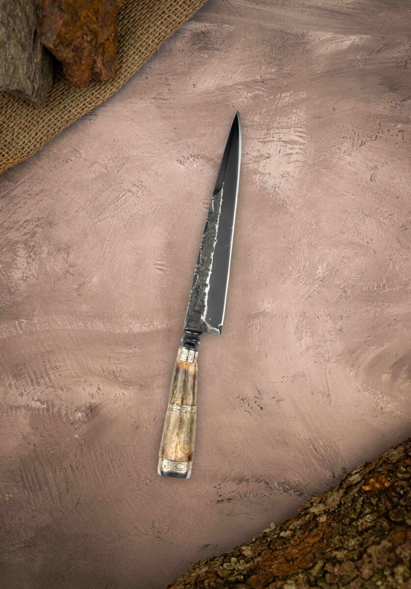 Cuchillo forjado, Cabo Hueso 