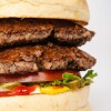 DOUBLE HAMBURGER Pan de harina de arroz integral con semillas de sesamo