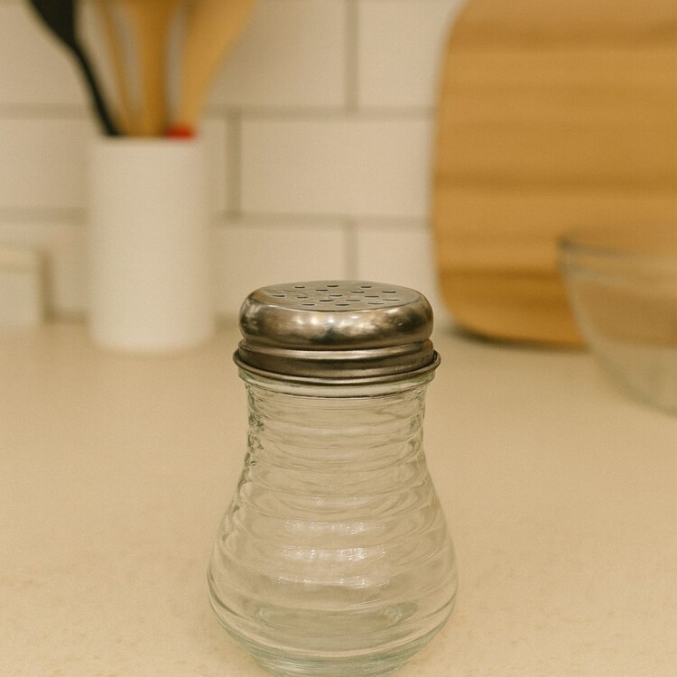 CONDIMENTERO DE VIDRIO 200ML 7X10.5CM CONDIMENTERO DE VIDRIO 200ML 7X10.5CM