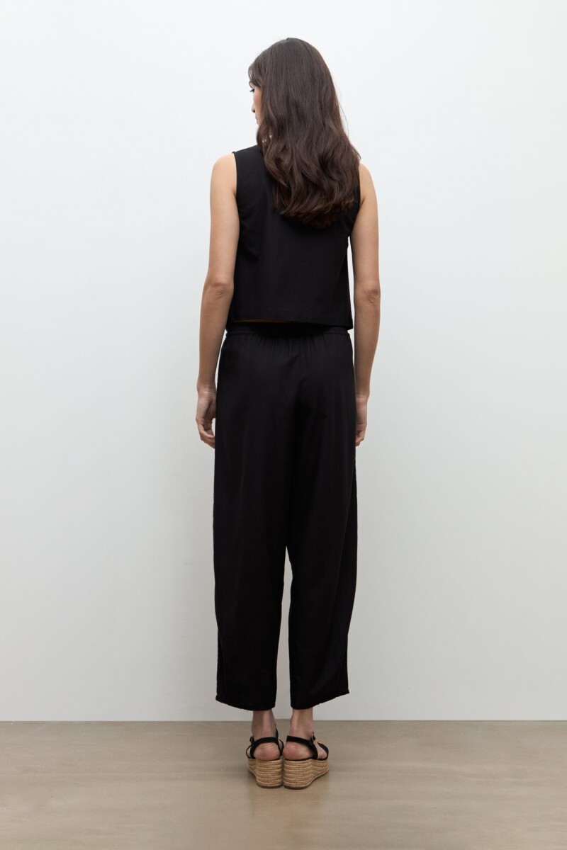 Pantalon barrel con aplique bordado negro