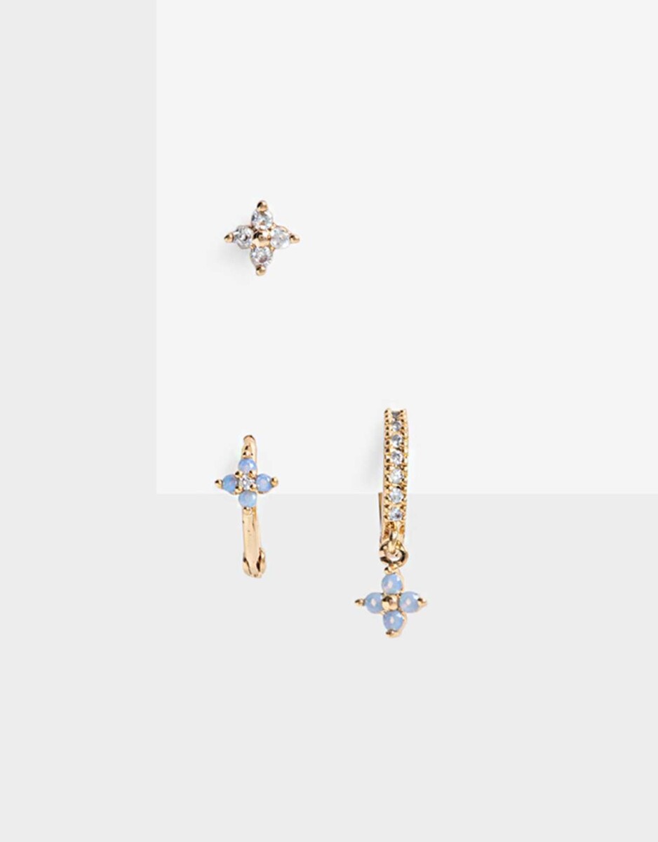 Set De Aros Floral Con Cubic - Dorado 