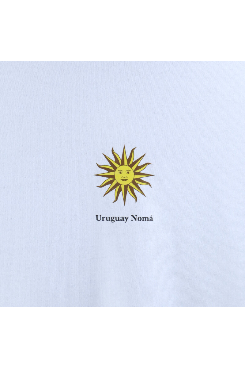 REMERA URUGUAY NOMÁ BLANCA S REMERA URUGUAY NOMÁ BLANCA S