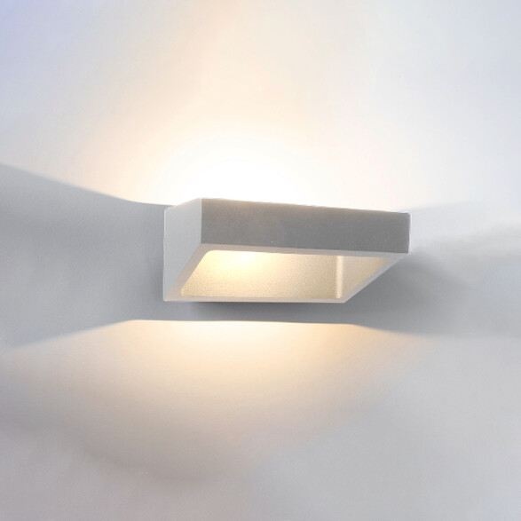 Aplique pared LED rectangular blanco IP65 8W 3000K AO1165