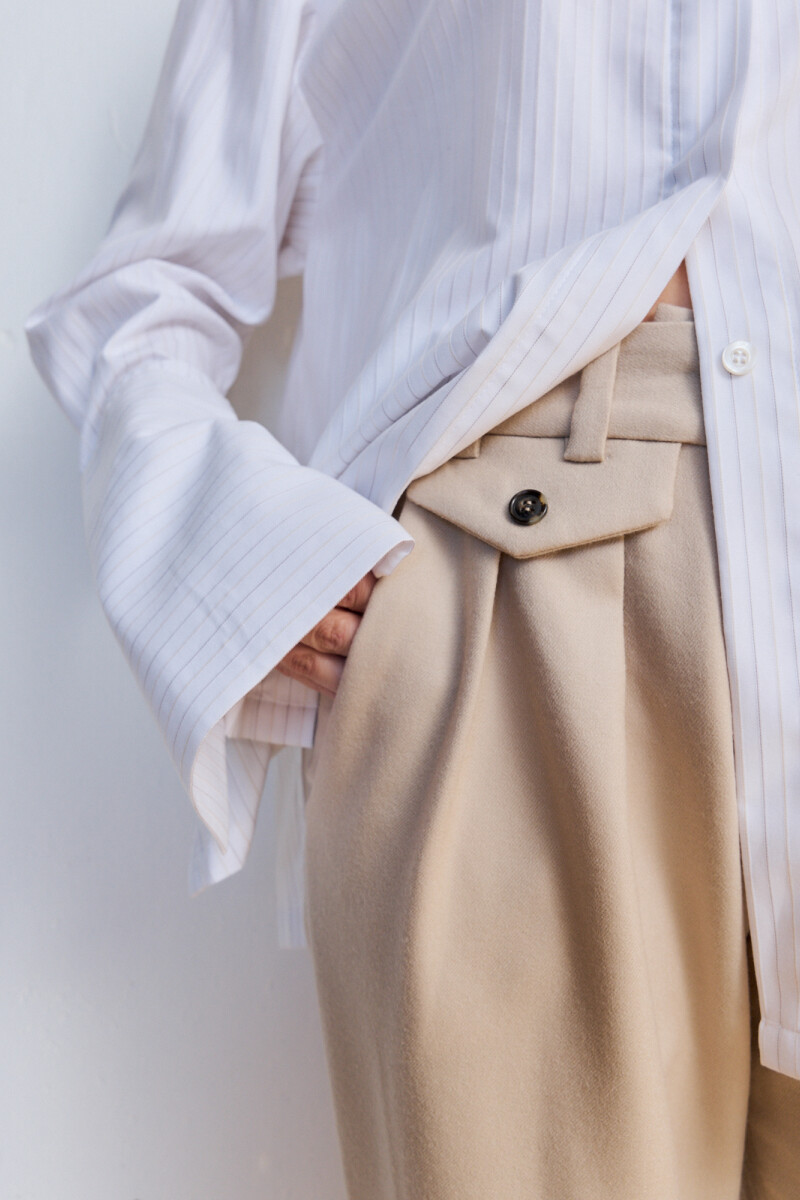 CLASSIC SHIRT PUÑOS Blanco Y Beige