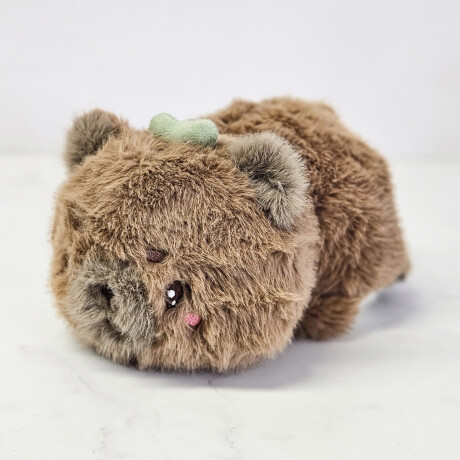 Peluche de carpincho y panda magico Marron
