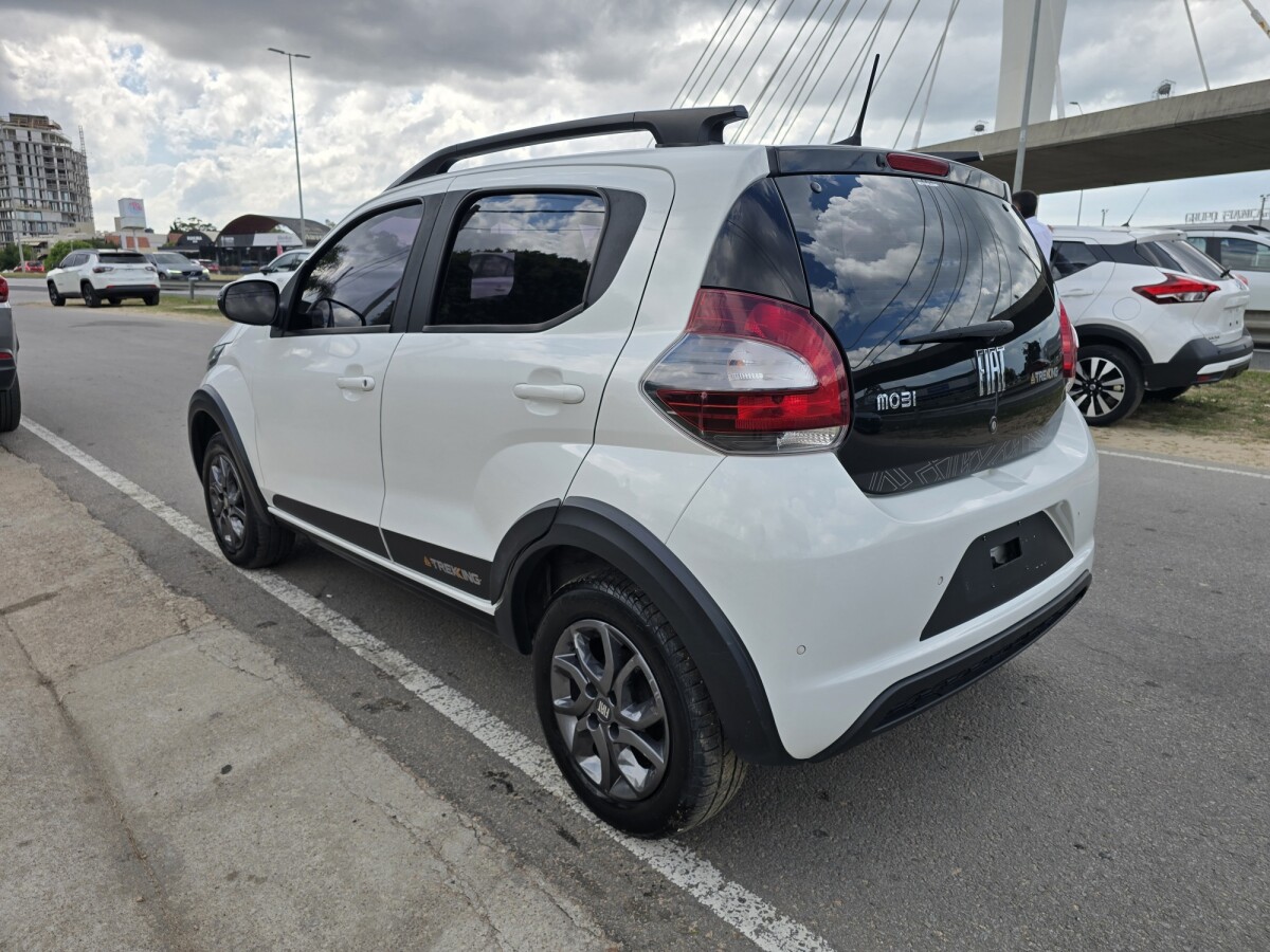 Fiat Mobi Trekking 1.0 Extra Full | Permuta / Financia Fiat Mobi Trekking 1.0 Extra Full | Permuta / Financia