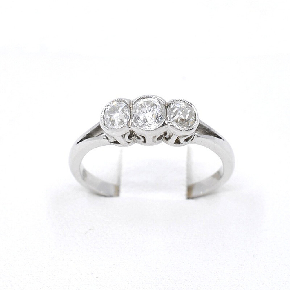 Anillo Platino Con 3 Brillantes Anillo Platino Con 3 Brillantes