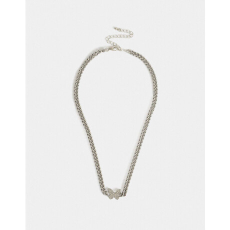 Collar Con Mariposa Plateado