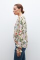Blusa estampa floral multicolor