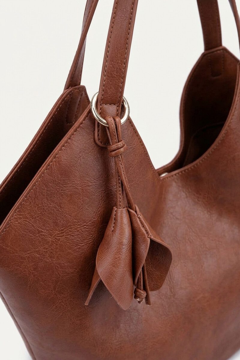 Cartera tote hobo tostado