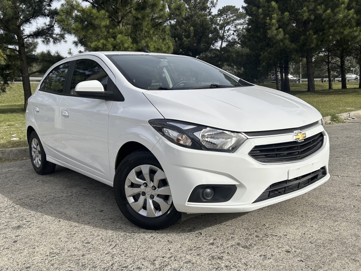 Chevrolet Onix Lt 2019 EXCELENTE ESTADO!| Permuta / Financia Chevrolet Onix Lt 2019 EXCELENTE ESTADO!| Permuta / Financia