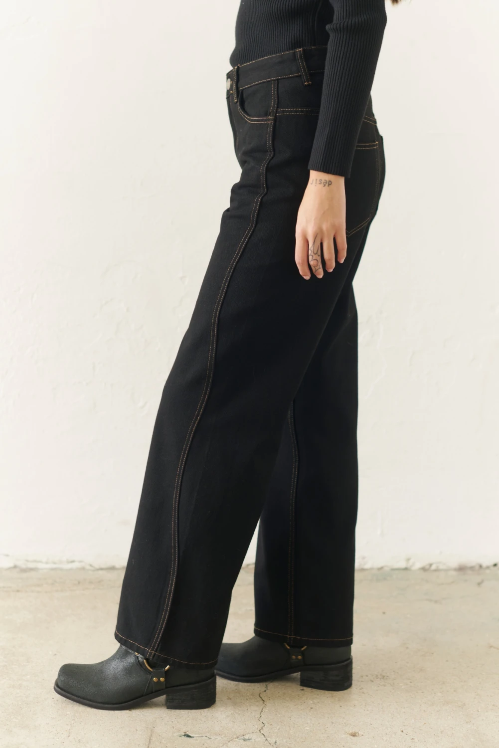 PANTALON ONDAS negro 6