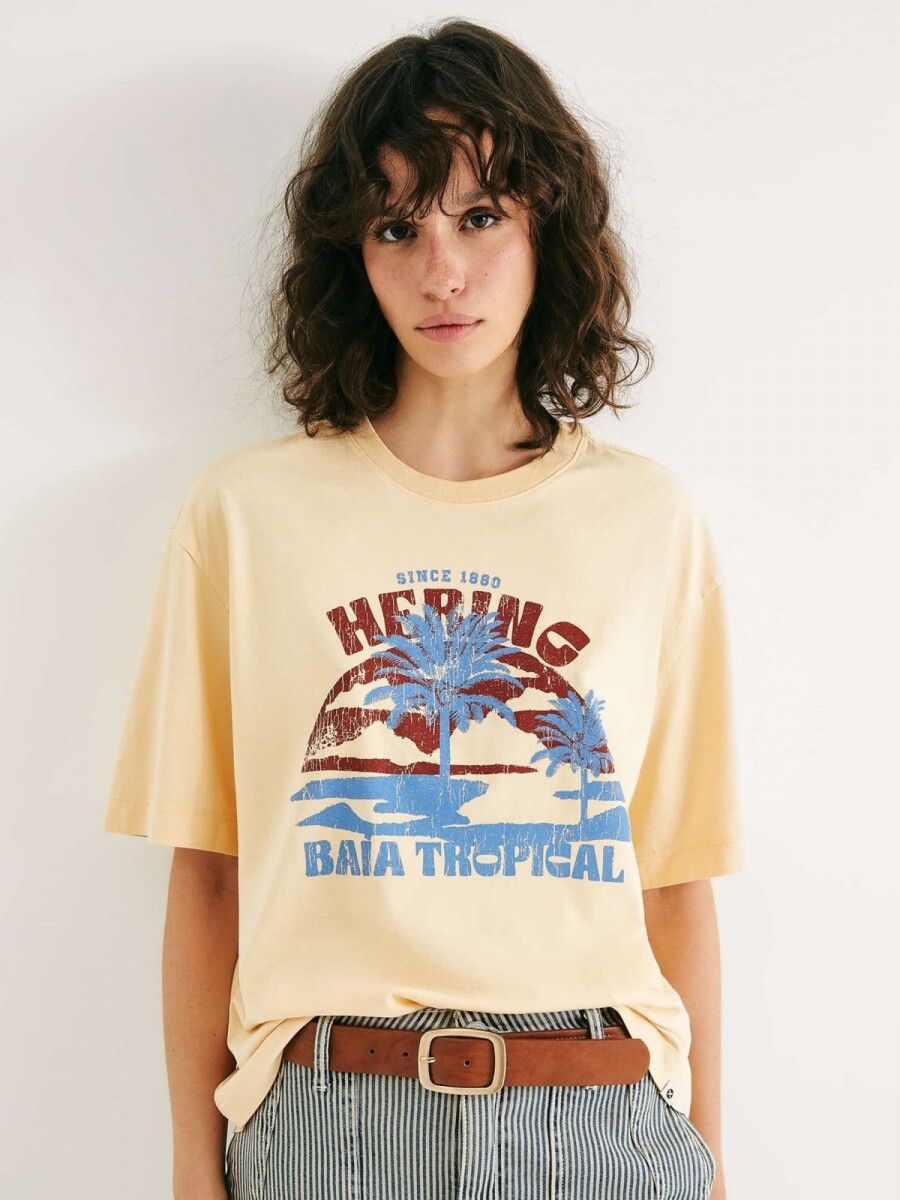 CAMISETA OVERSIZED CON ESTAMPA - AMARILLO 
