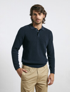 470576 REMERA HARRY Azul Oscuro