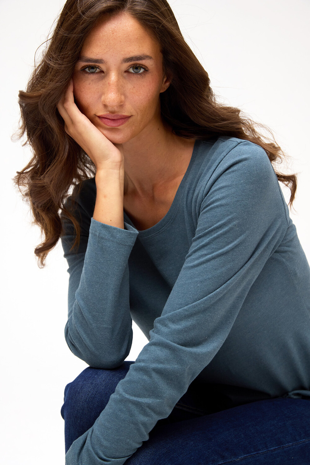 REMERA BÁSICA DE ALGODÓN Petroleo