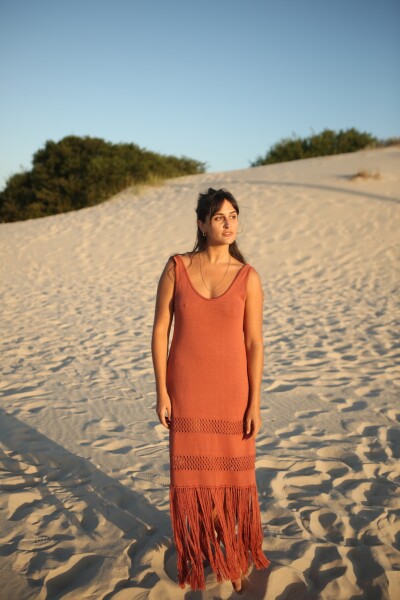 VESTIDO FLECOS Terracota