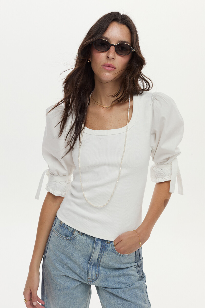Top Winona Blanco
