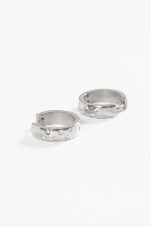 Aros detalle strass plateado