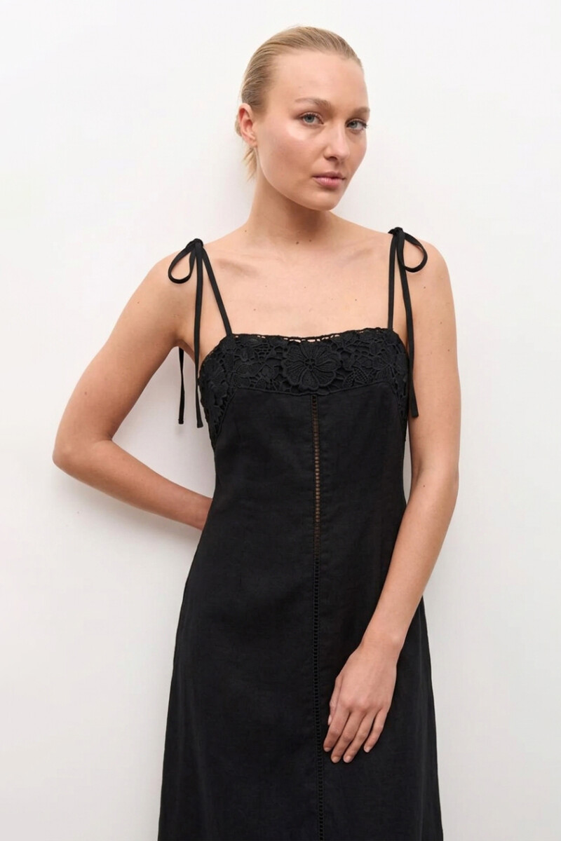 Vestido con encaje negro