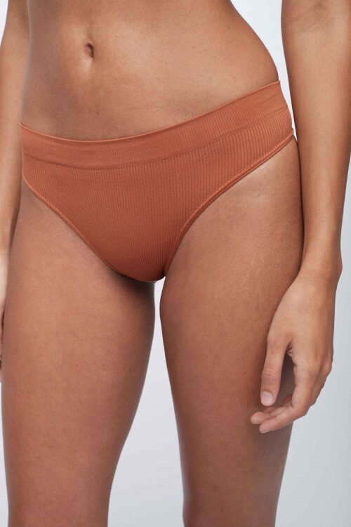 Colaless Rib Canela