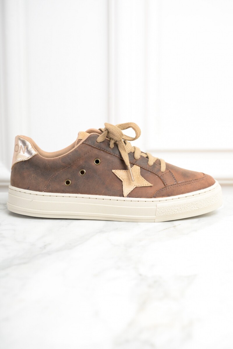 Zapatilla Cuero Chocolate