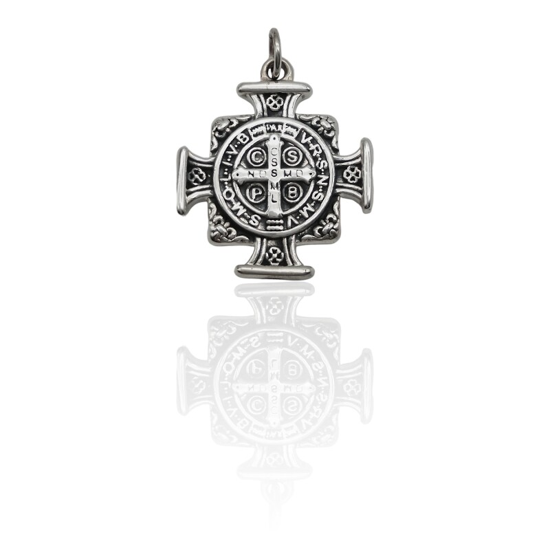 Dije Cruz San Benito-Plata 925 inflada quemada-Sin piedra-CP3134 - Adulto - Sinpiedra
