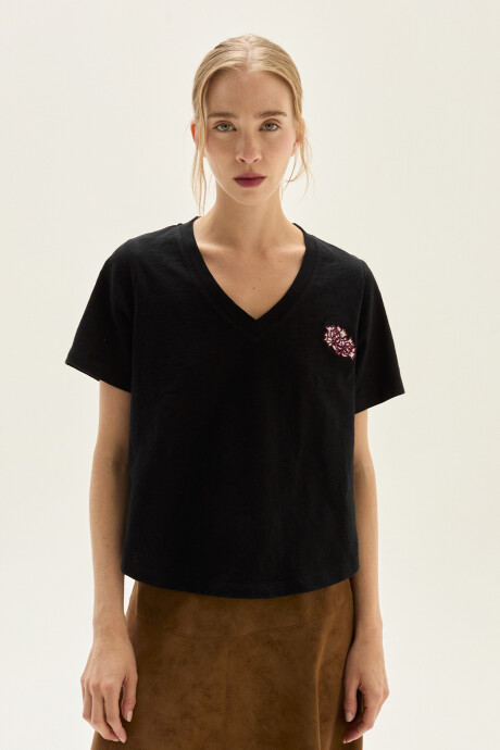 Remera Berry Negro