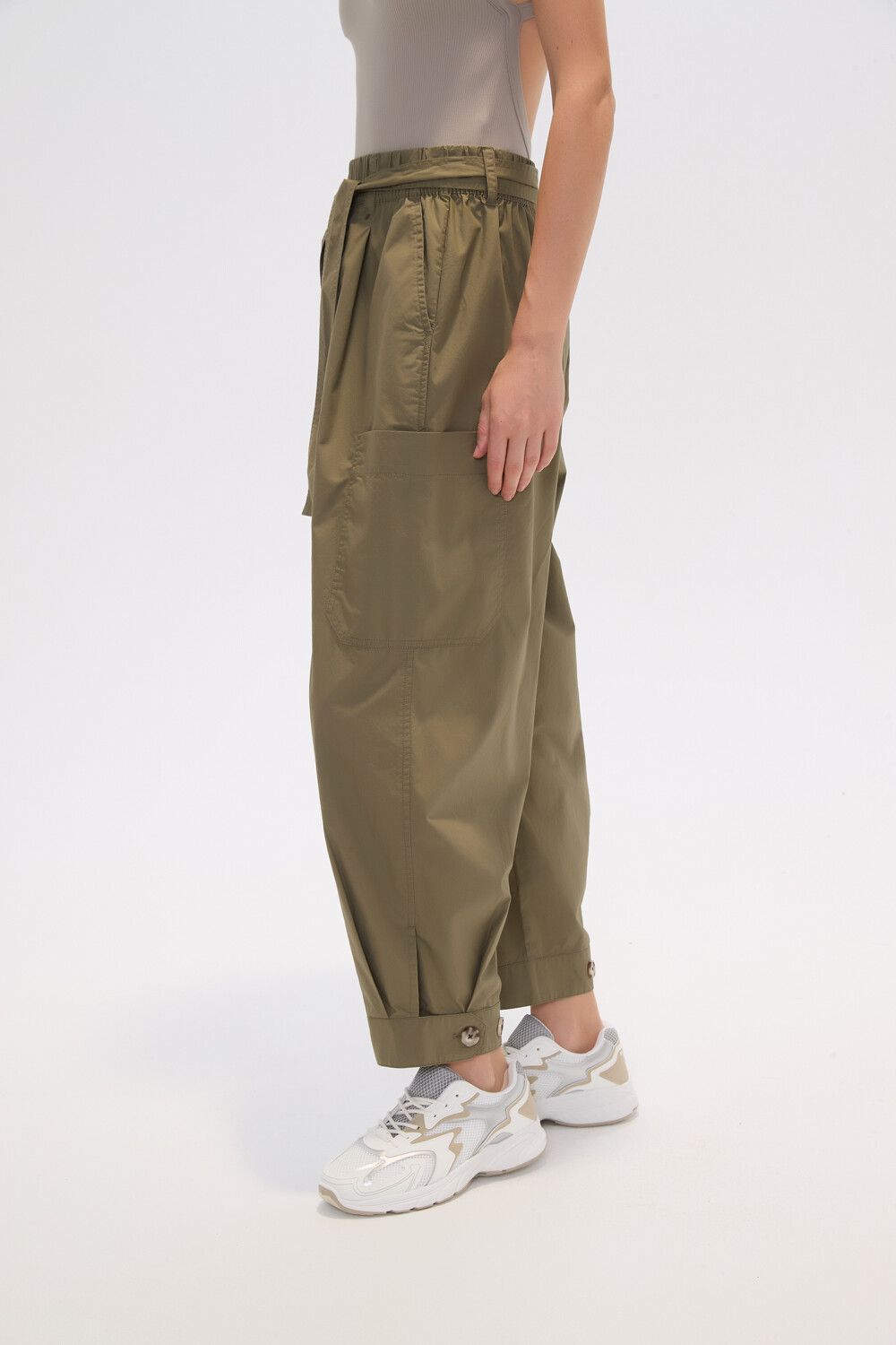 Pantalon Aelare Verde Oliva