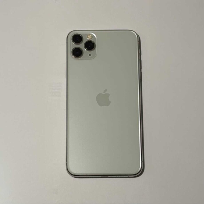 iPhone 11 Pro Max 64 GB - Silver iPhone 11 Pro Max 64 GB - Silver