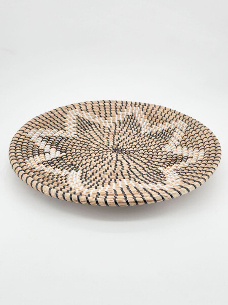 BANDEJA REDONDA TEJIDA MARRON