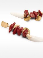 Pendientes Largos Maxi De Conchas rojo