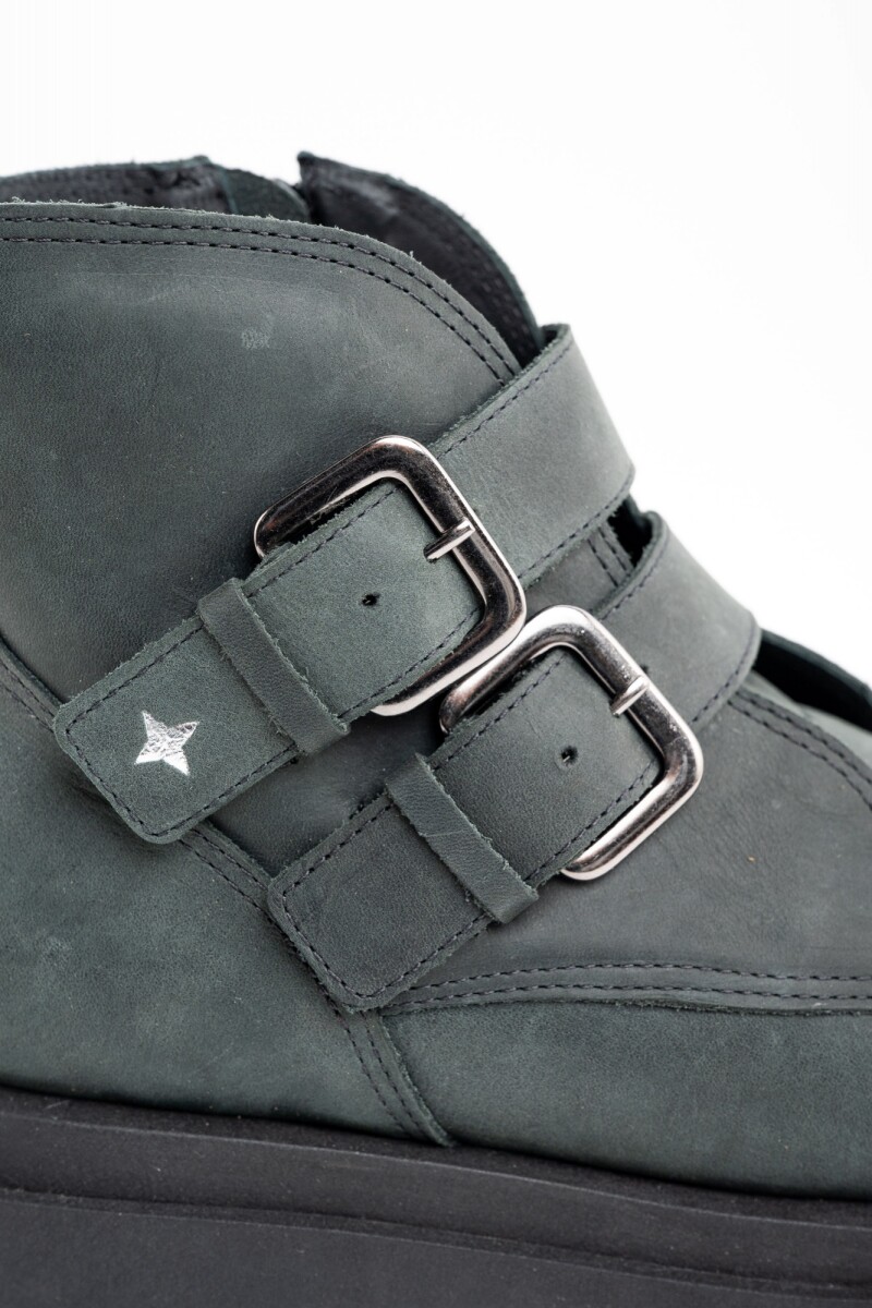 Bota Cuero Hebillas Negro