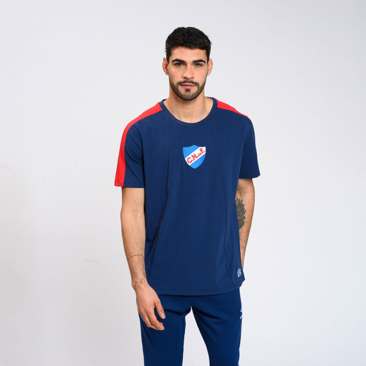 REMERA HUB Nacional Oficial Hombre - 014 