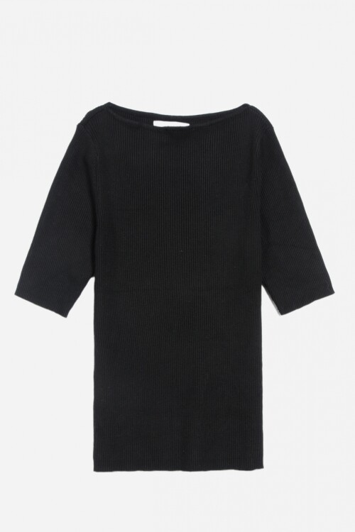 Sweater cuello bote NEGRO