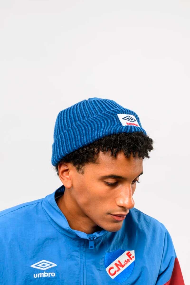 GORRO UMBRO NACIONAL BEANIE 