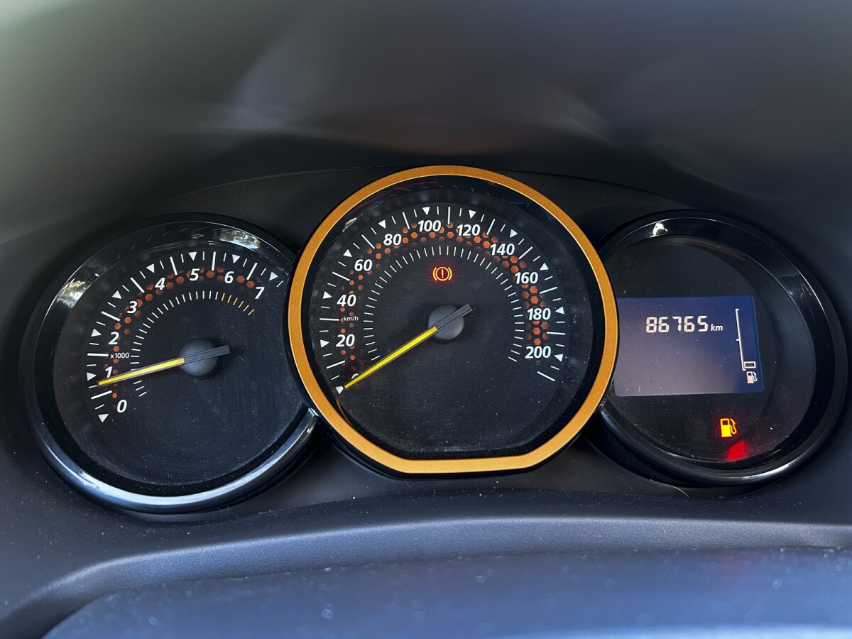 Renault Stepway Privilege 1.6 | Permuta / Financia Renault Stepway Privilege 1.6 | Permuta / Financia