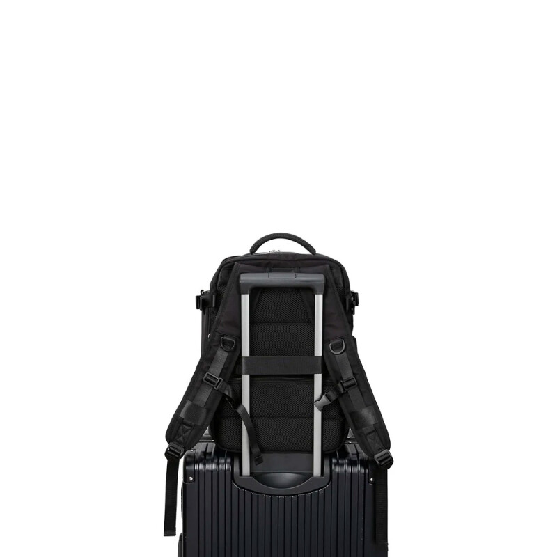 Mochila de viaje para carry on negro
