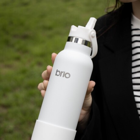 Botella En Acero Inoxidable brio 750ml Con Sorbito Y Manija Blanco
