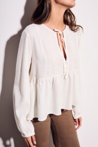 Blusa Viscosa Bordada Nacar