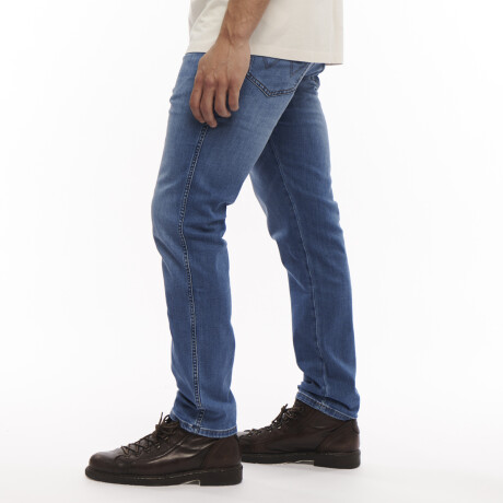 Jean Wrangler de Hombre -TEXAS SLIM - FW25J002 ELD