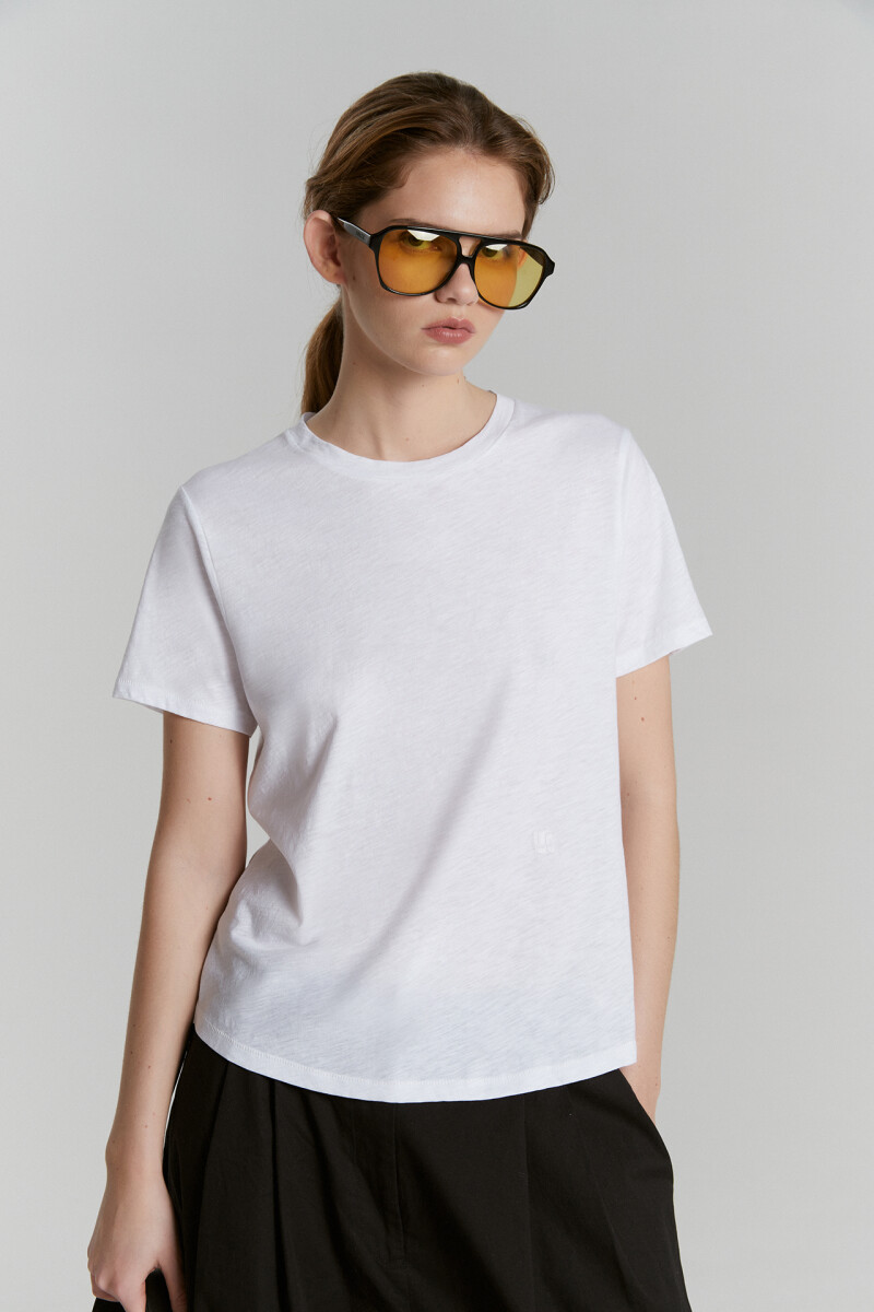 REMERA ANTELOPE 