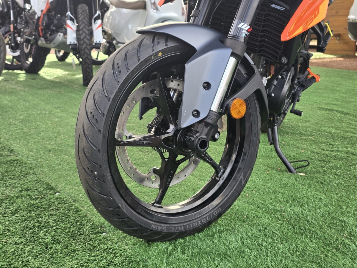 KTM Duke 250cc 0KM | Permuta / Financia KTM Duke 250cc 0KM | Permuta / Financia