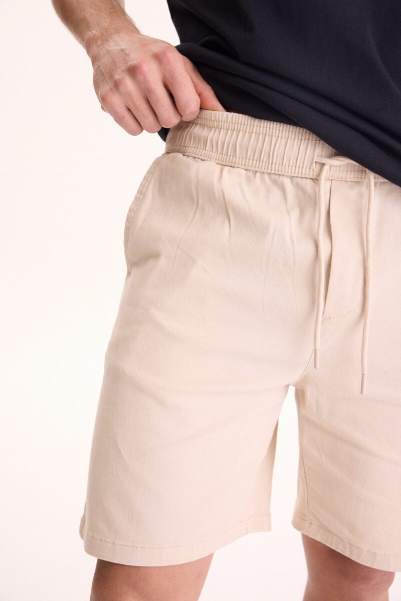 Bermuda De Gabardina Chroma Beige