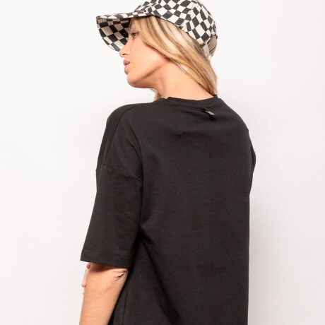 REMERA MANDRI Negro