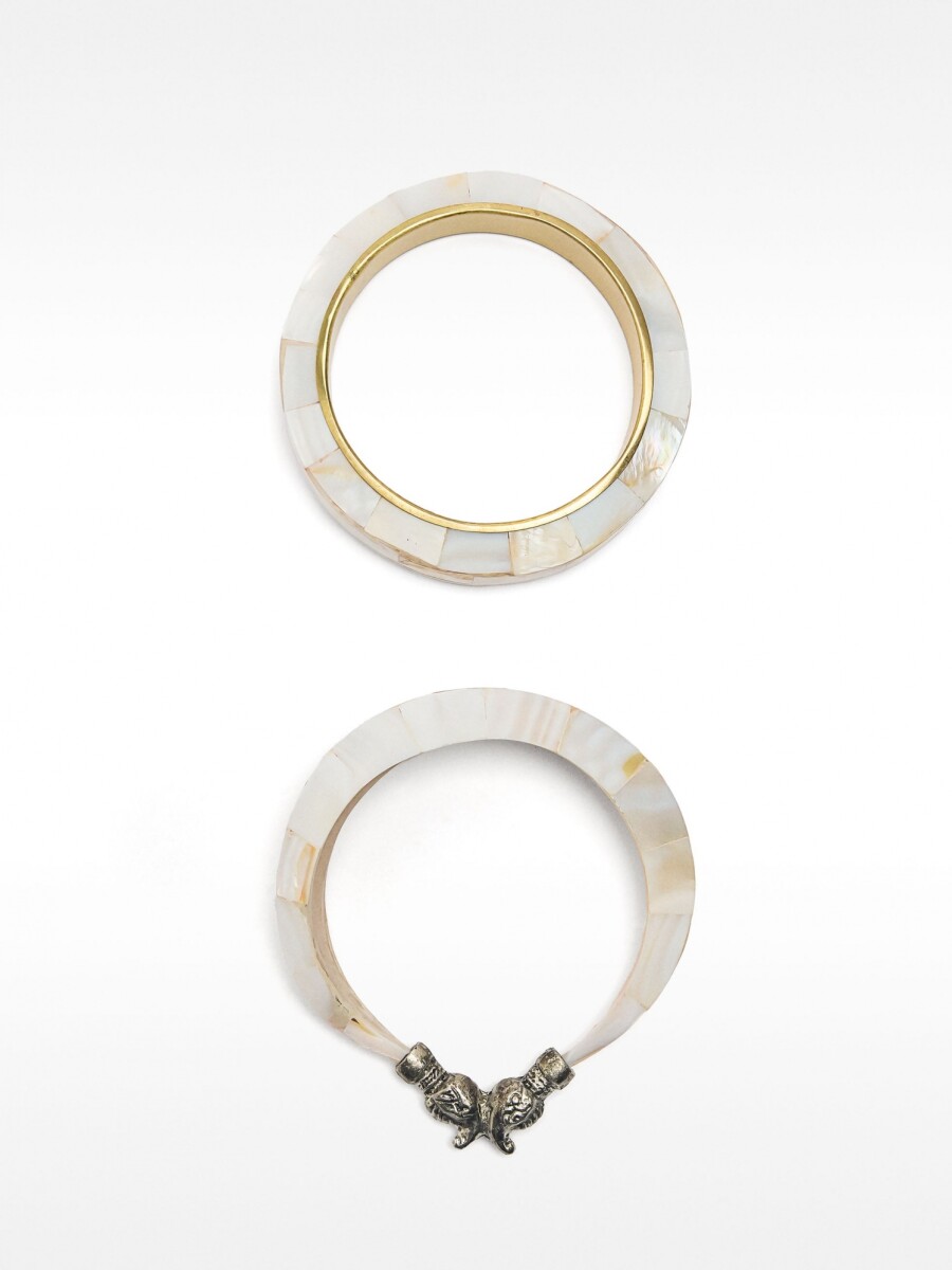 Set De Pulseras De Conchas blanco