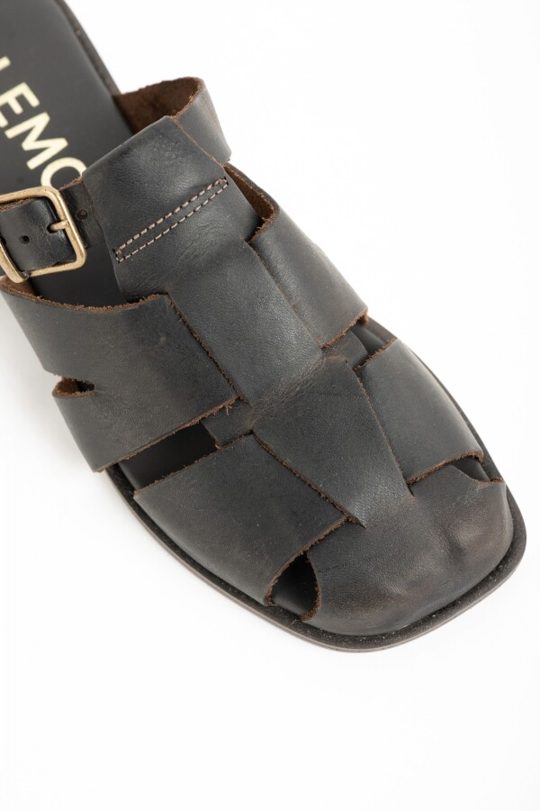 Zueco Cangrejera Cuero Chocolate