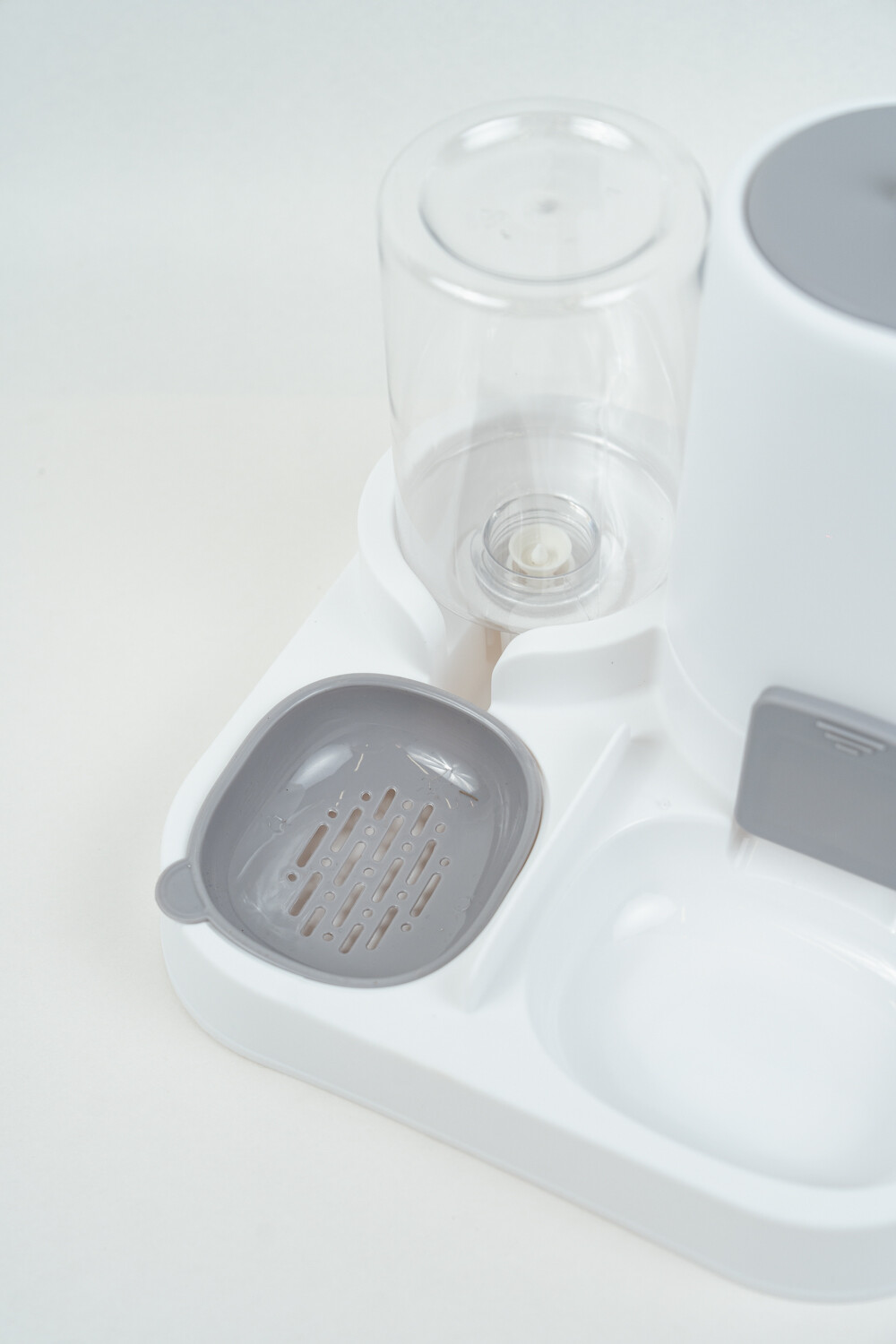 Accesorio Dispesador De Alimento Color Unico