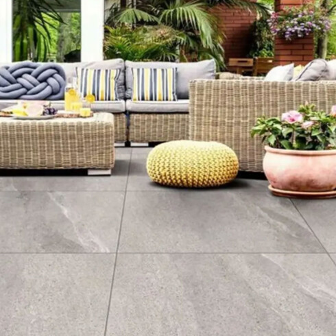 CERÁMICA PISO 70X70 TIPO PIEDRA ANTIDESLIZANTE GRIS CEMENTO GAMAS DE GRIS